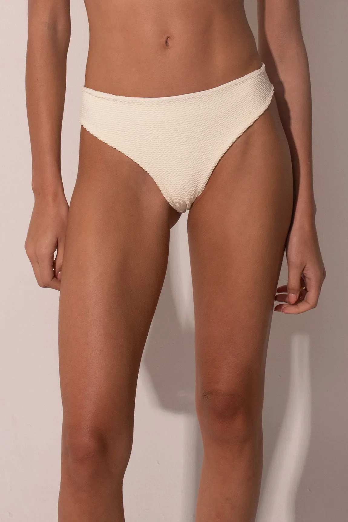 Bottom The Balconette Scrunchie Ivory - Image 4