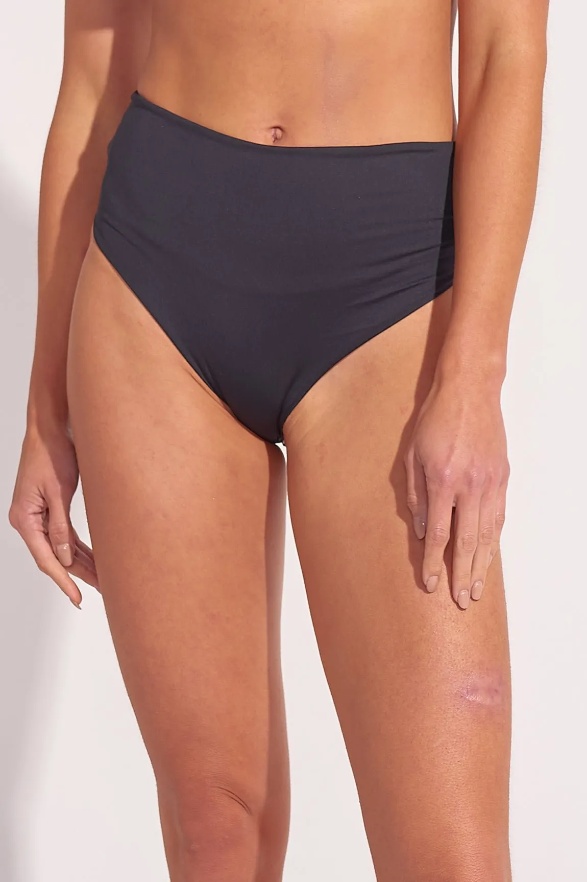 Bottom The Iconic Bralette Black - Image 3