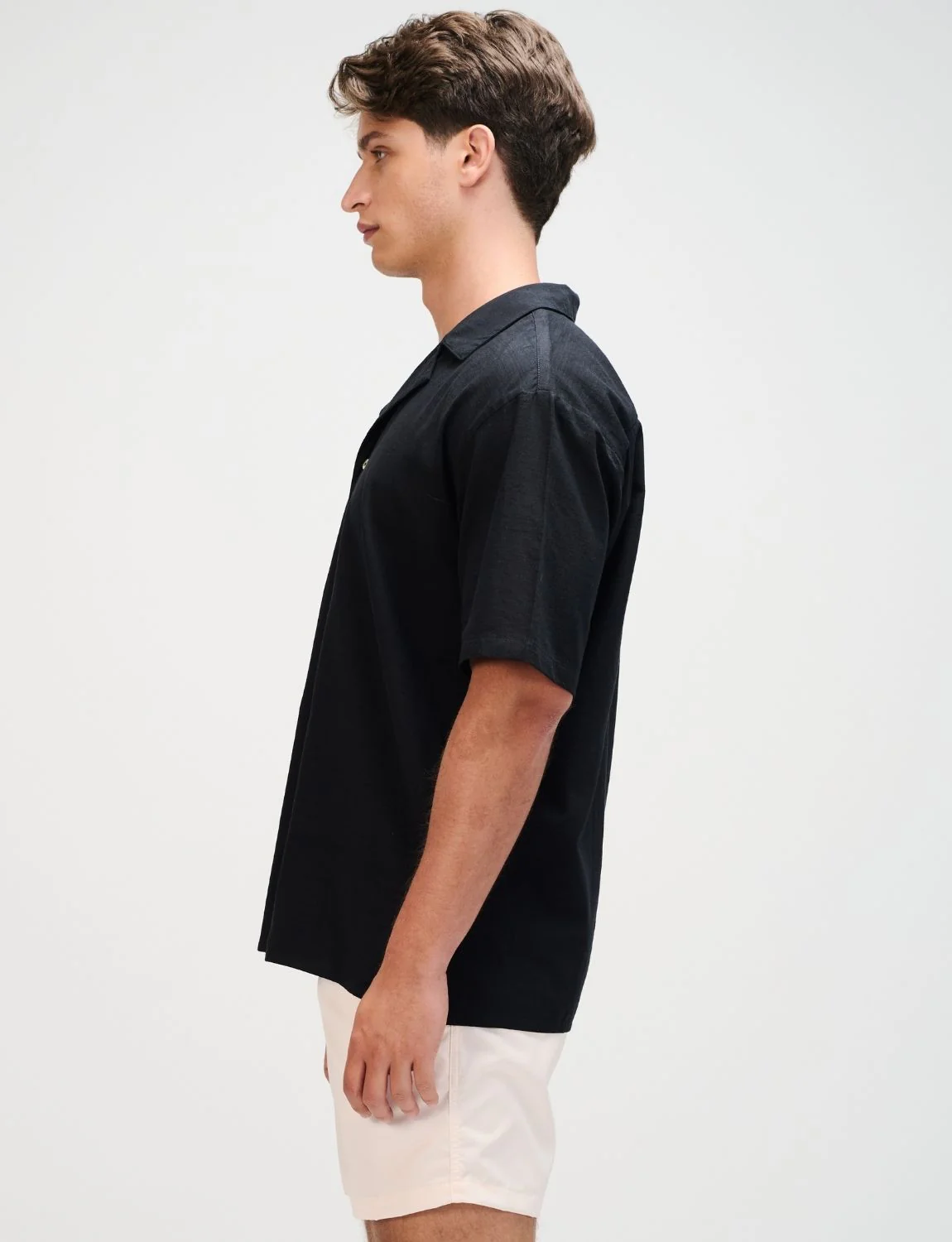 The Black Resort Men Linen Shirt - Image 3