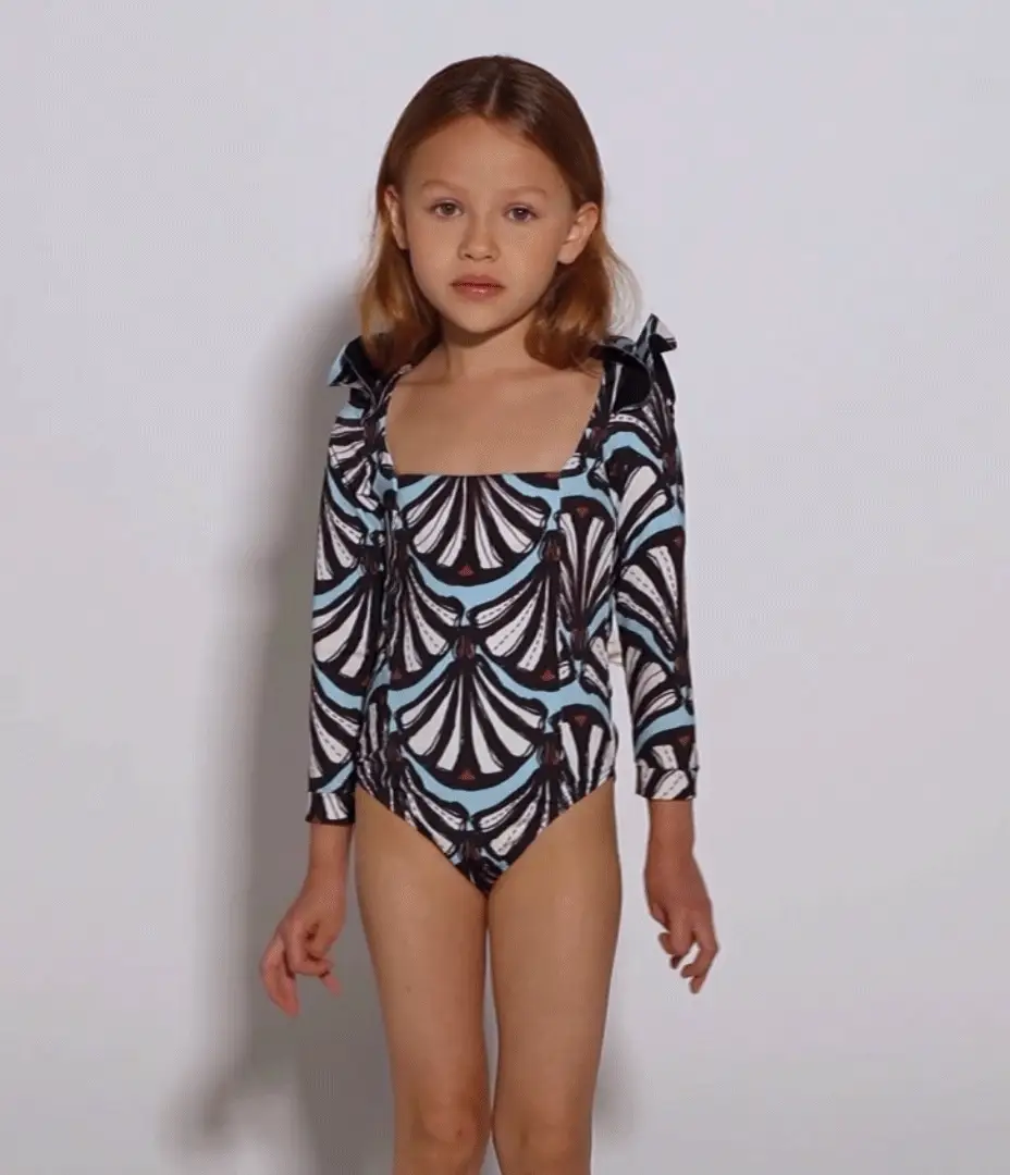 The Mini Illustrated Muse One Piece - Image 3