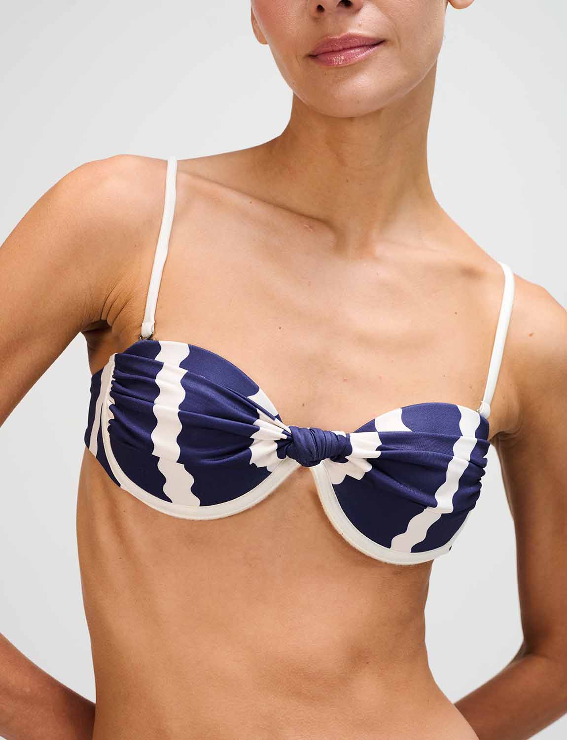 Top Cups Mareva - Image 5