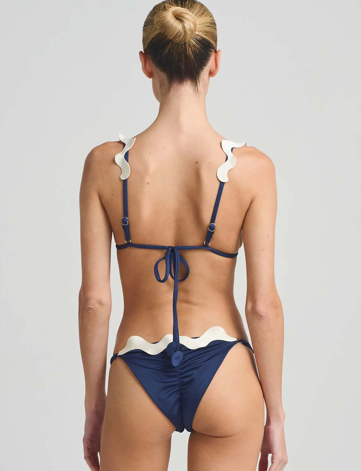 Top Triangle Nalúa Navy - Image 3